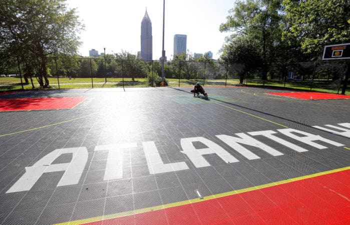 Atlanta Hawks Make Sports Franchise History Through Exclusive Financing Deal With Black-Owned Banks Atlanta Hawks Make Sports Franchise History Through Exclusive Financing Deal With Black-Owned Banks
