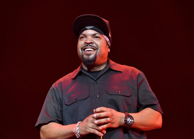 Ice Cube's Contract With Black America Institute Partners With The NFL To Close Wealth Gap — 'I'm Glad The NFL Stepped Up' Ice Cube's Contract With Black America Institute Partners With The NFL To Close Wealth Gap — 'I'm Glad The NFL Stepped Up'