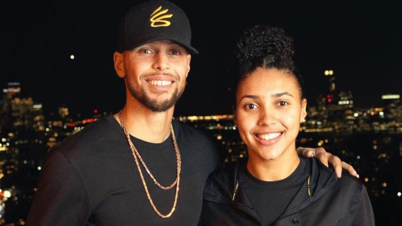 Stephen Curry Becomes First NBA Player To Endorse A College Athlete Under NIL Changes Stephen Curry Becomes First NBA Player To Endorse A College Athlete Under NIL Changes