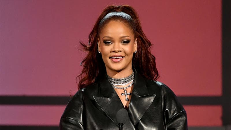 Rihanna's Savage X Fenty Reportedly Weighing IPO That Could Takes Its Valuation To $3B Rihanna's Savage X Fenty Reportedly Weighing IPO That Could Takes Its Valuation To $3B