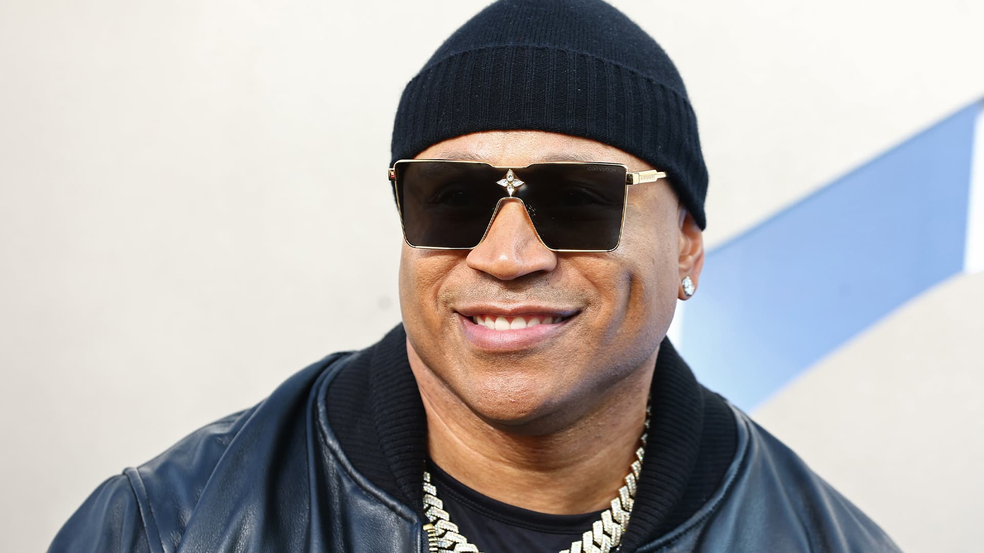 LL Cool J Believes That AI Will Become A Problem If People Are Afraid Of The Tool LL Cool J Believes That AI Will Become A Problem If People Are Afraid Of The Tool