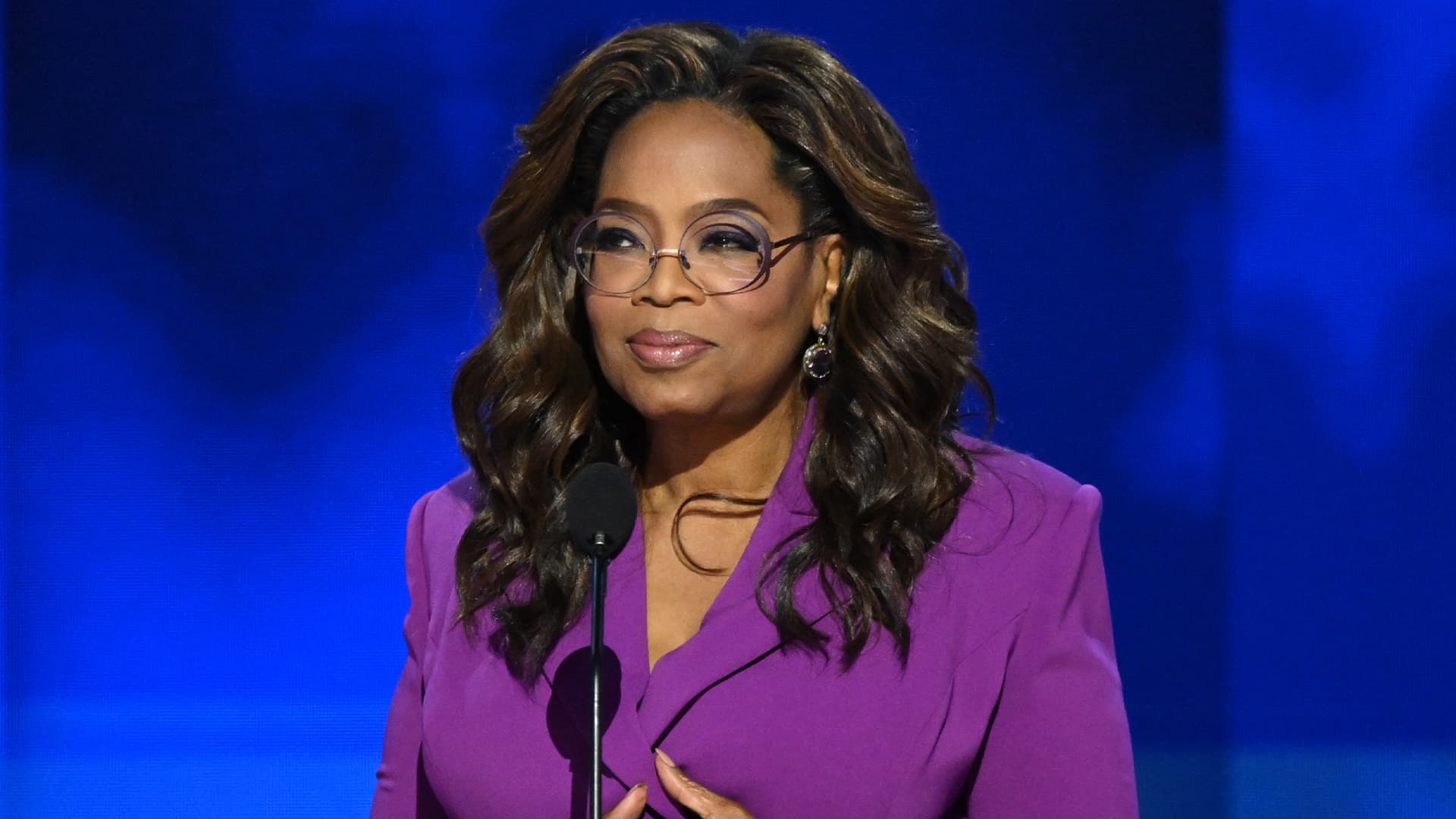 A Conversation With OpenAI CEO Sam Altman Led Oprah Winfrey To No Longer Be Scared Of AI — 'We Should Honor It And Have A Reverence For What Is To Come' A Conversation With OpenAI CEO Sam Altman Led Oprah Winfrey To No Longer Be Scared Of AI — 'We Should Honor It And Have A Reverence For What Is To Come'