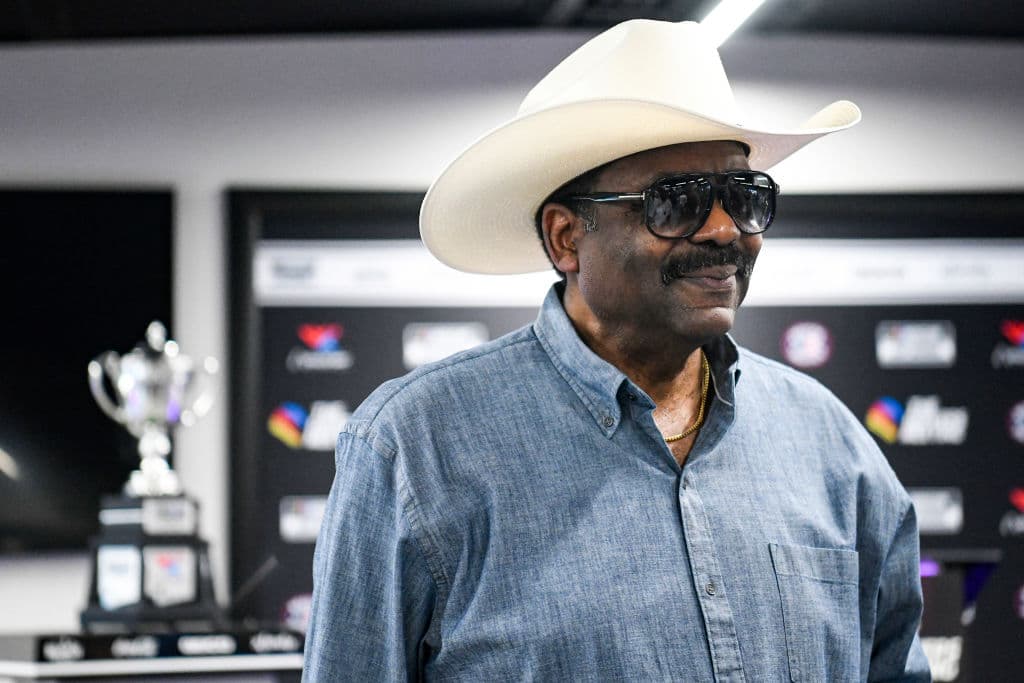 David Steward Is Now Said To Be The Richest Black Man In America With An Estimated $11.4B Net Worth David Steward Is Now Said To Be The Richest Black Man In America With An Estimated $11.4B Net Worth