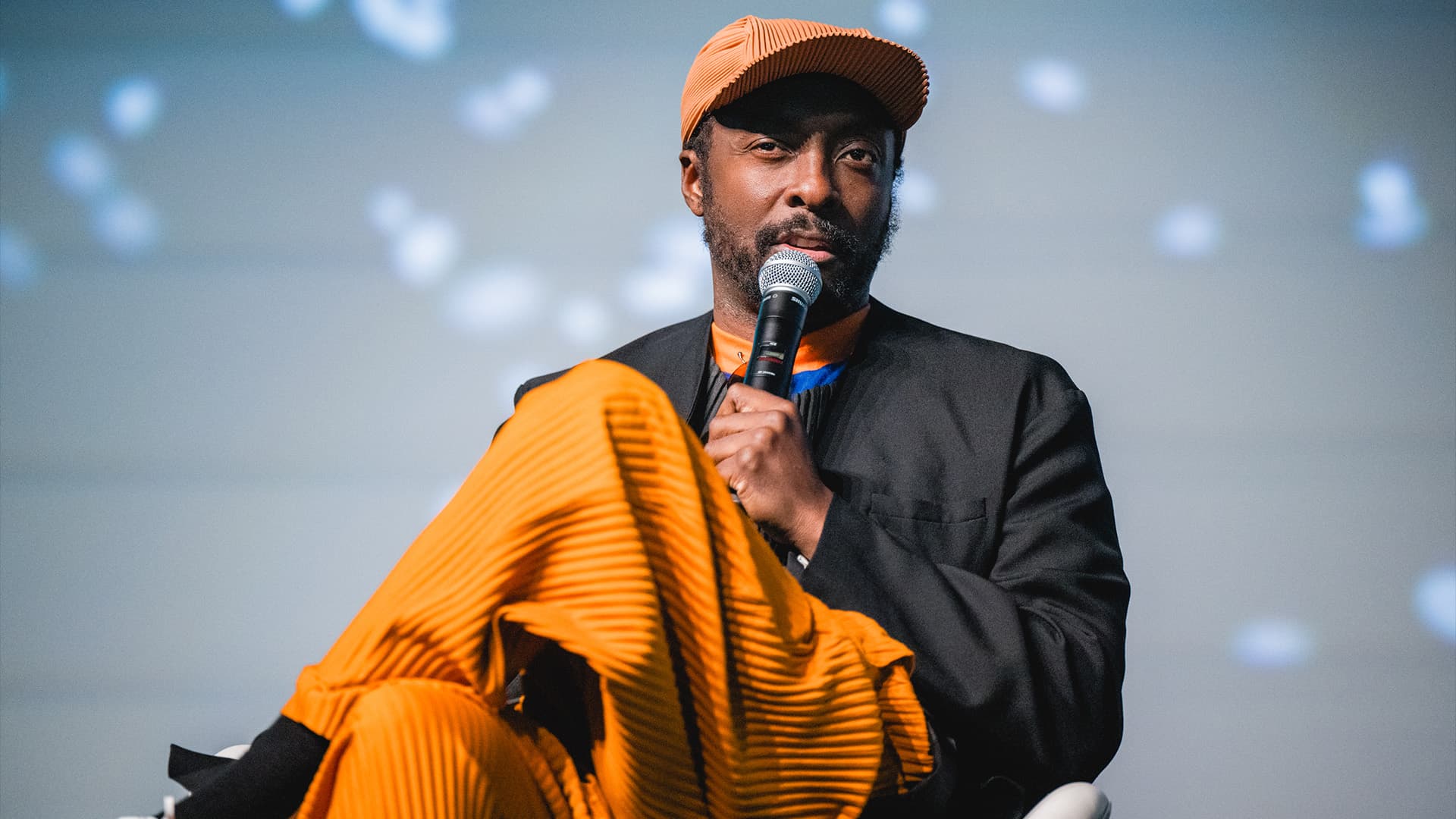AFROTECH™ 2024 — Will.i.am Recalls His Mother Using Her Last $200 To Help Him Jumpstart His Music Career AFROTECH™ 2024 — Will.i.am Recalls His Mother Using Her Last $200 To Help Him Jumpstart His Music Career