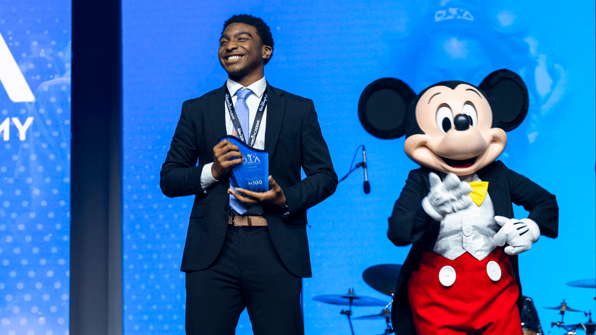 100 Future STEM Leaders Accepted Into The 18th Annual Disney Dreamers Academy To Make The World A More Magical Place 100 Future STEM Leaders Accepted Into The 18th Annual Disney Dreamers Academy To Make The World A More Magical Place