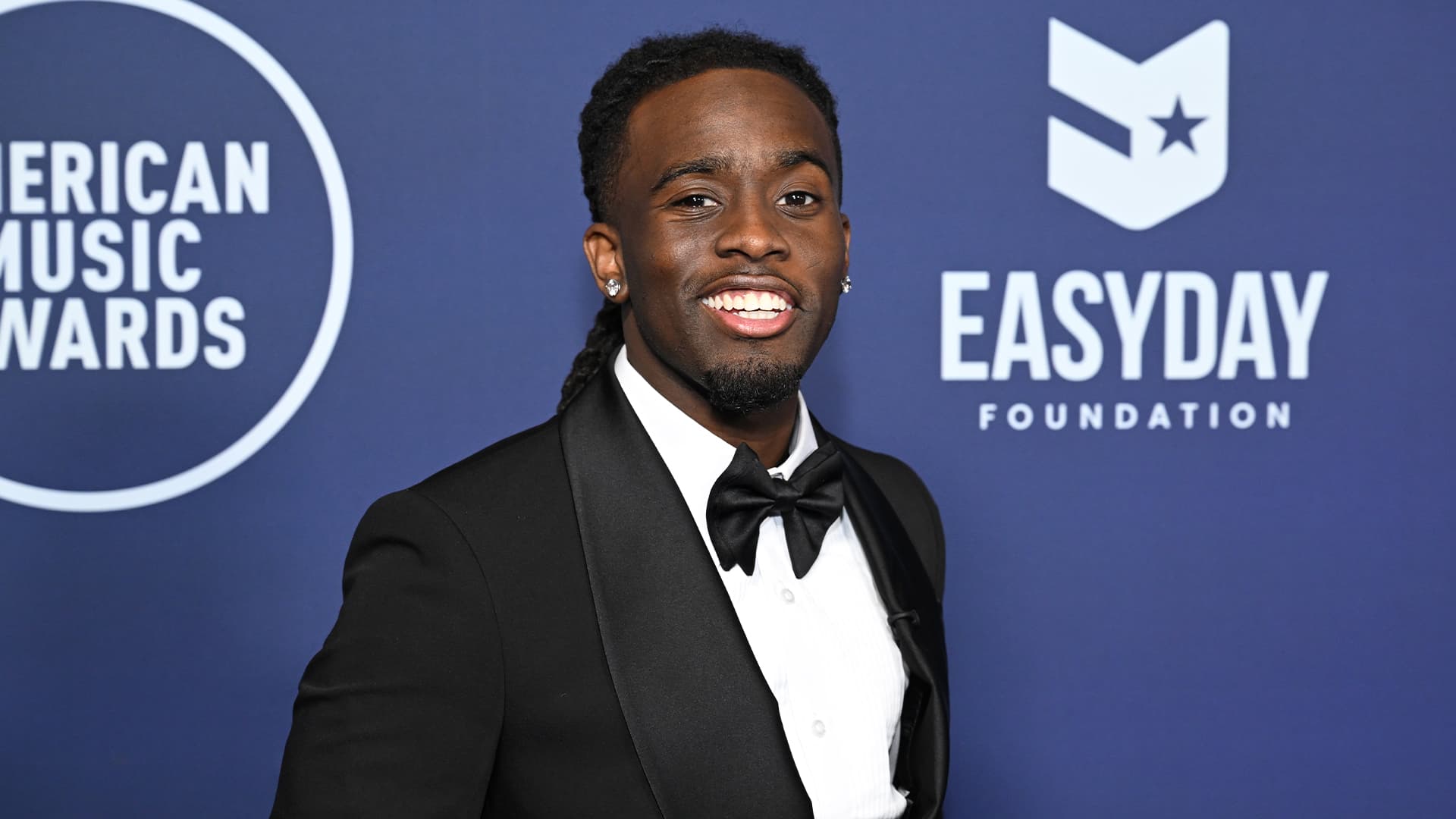 Kai Cenat Surpasses 1 Million Subscribers On Twitch And Pledges A Portion Of The Proceeds To Building A School In Nigeria Kai Cenat Surpasses 1 Million Subscribers On Twitch And Pledges A Portion Of The Proceeds To Building A School In Nigeria