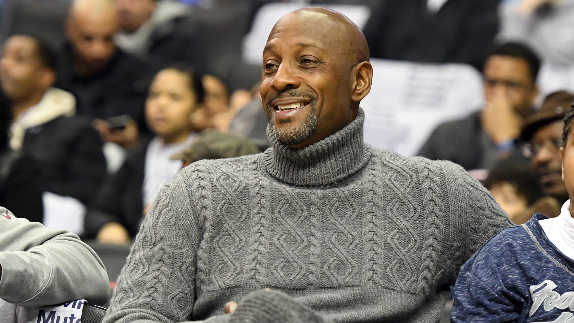 Former NBA Player Alonzo Mourning Learned To Give Back While In Foster Care — Now He’s Begun A $37.4M Affordable Housing Project In Florida Former NBA Player Alonzo Mourning Learned To Give Back While In Foster Care — Now He’s Begun A $37.4M Affordable Housing Project In Florida