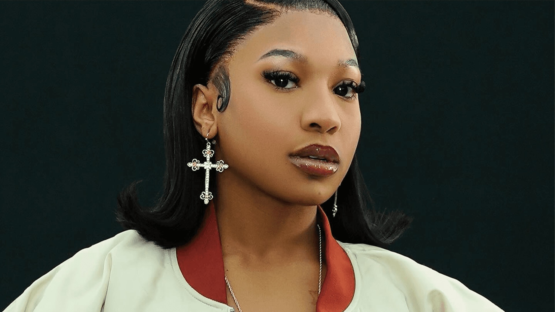 Brooklyn Frost Turned The Negativity Faced In A Male-Dominated Streaming World Into Motivation And Amassed Over 600,000 Twitch Followers Brooklyn Frost Turned The Negativity Faced In A Male-Dominated Streaming World Into Motivation And Amassed Over 600,000 Twitch Followers