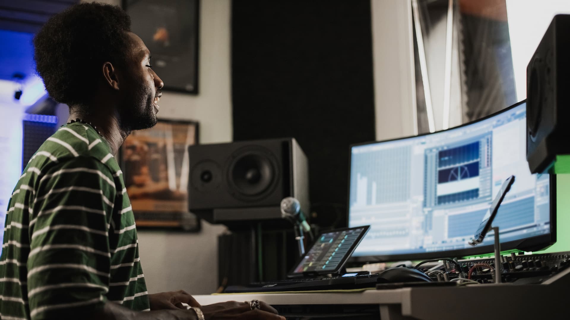 Grammy-Nominated Producer Joseph Macklin Launches Media Hub To Provide Opportunities For Creatives In Kansas City, MO Grammy-Nominated Producer Joseph Macklin Launches Media Hub To Provide Opportunities For Creatives In Kansas City, MO