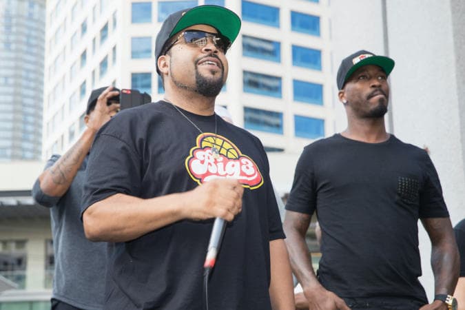 Ice Cube Inks Deal To Bring Big3 Basketball League To Triller Ice Cube Inks Deal To Bring Big3 Basketball League To Triller