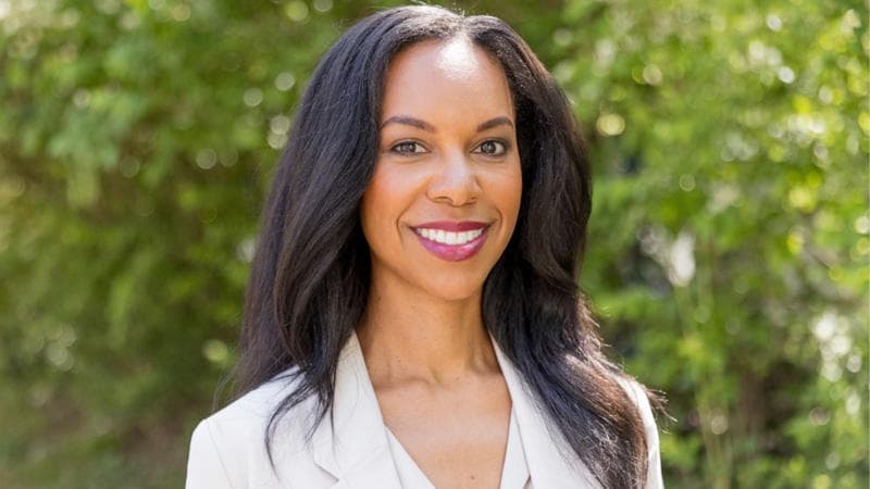 How 41-Year-Old Lakisha Simmons Secured Her Retirement Bag Of $850K As A Single Mother How 41-Year-Old Lakisha Simmons Secured Her Retirement Bag Of $850K As A Single Mother