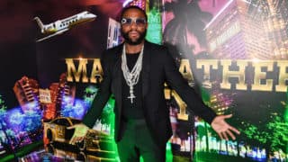 Floyd Mayweather Surprises Discord Fan With $100K Ahead Of NFT Release Floyd Mayweather Surprises Discord Fan With $100K Ahead Of NFT Release