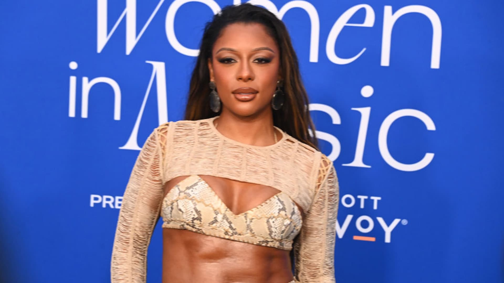 Why Victoria Monét Says 'You Have To Take Matters Into Your Own Hands' And Taught Herself How To Engineer In The Studio Why Victoria Monét Says 'You Have To Take Matters Into Your Own Hands' And Taught Herself How To Engineer In The Studio